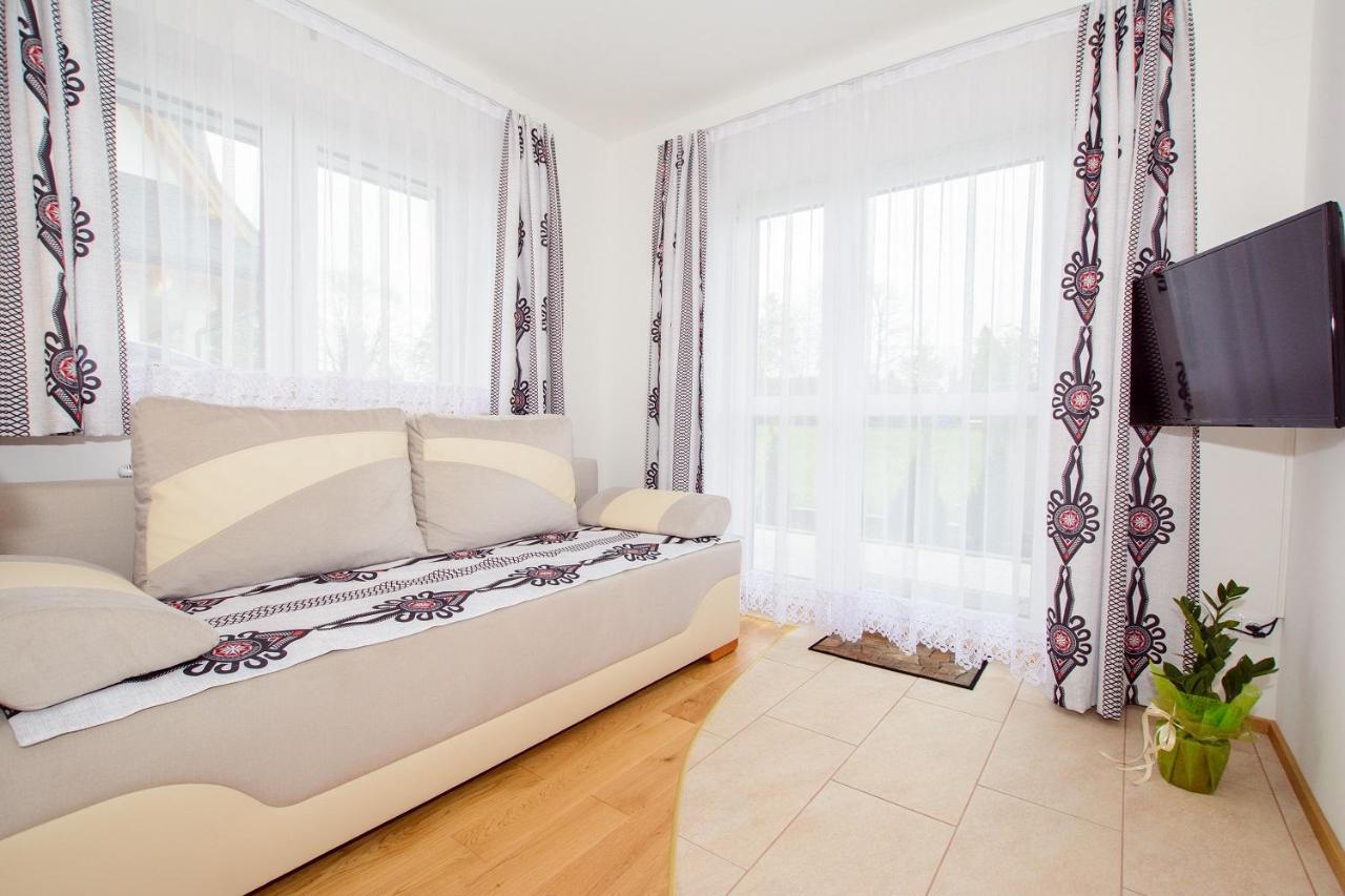 Apartamenty Toporowe Domki Витув Экстерьер фото